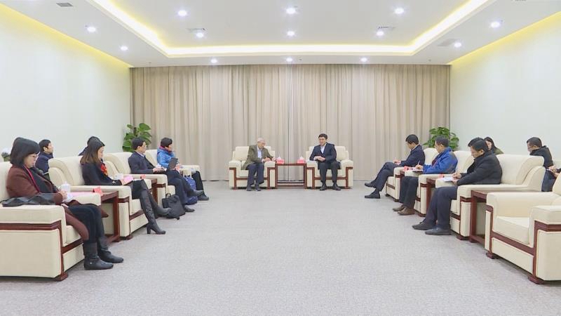 北京大學(xué)原校長、現(xiàn)代農(nóng)學(xué)院院長許智宏到雄安新區(qū)考察